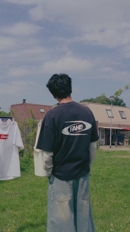 FAKE VINTAGE